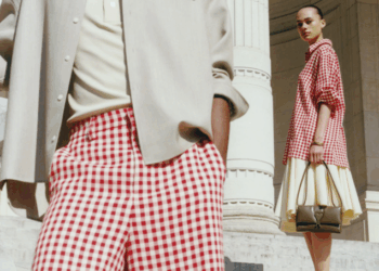 AMI dévoile sa capsule « Blossom » pour un printemps parisien coloré et raffiné