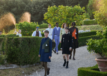 Issey Miyake fait vibrer les Médicis