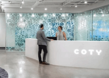 Coty face à la tempête : l&rsquo;entreprise perd ses effluves de croissance