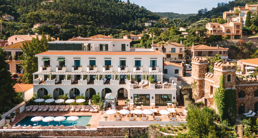 Au Château de Théoule, quand la Côte d’Azur se la joue confidentielle