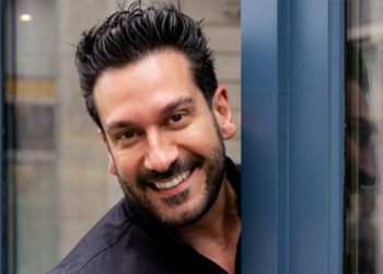 « Cucina di Famiglia » : Denny Imbroisi se souvient et passe à table