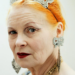 Orbites punk et élégance anarchique : Le V&A Dundee célèbre quarante ans de bijoux signés Vivienne Westwood