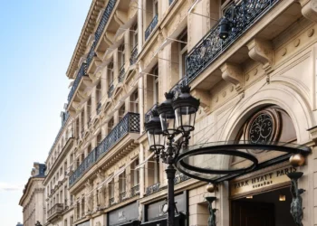Coup de froid sur le luxe : quatre hôtels perdent leur statut de palace