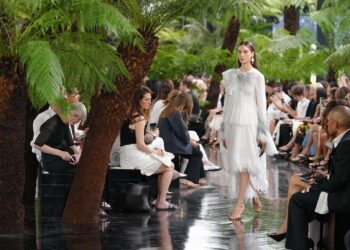 Chez Dior, Jonathan Anderson plie le game