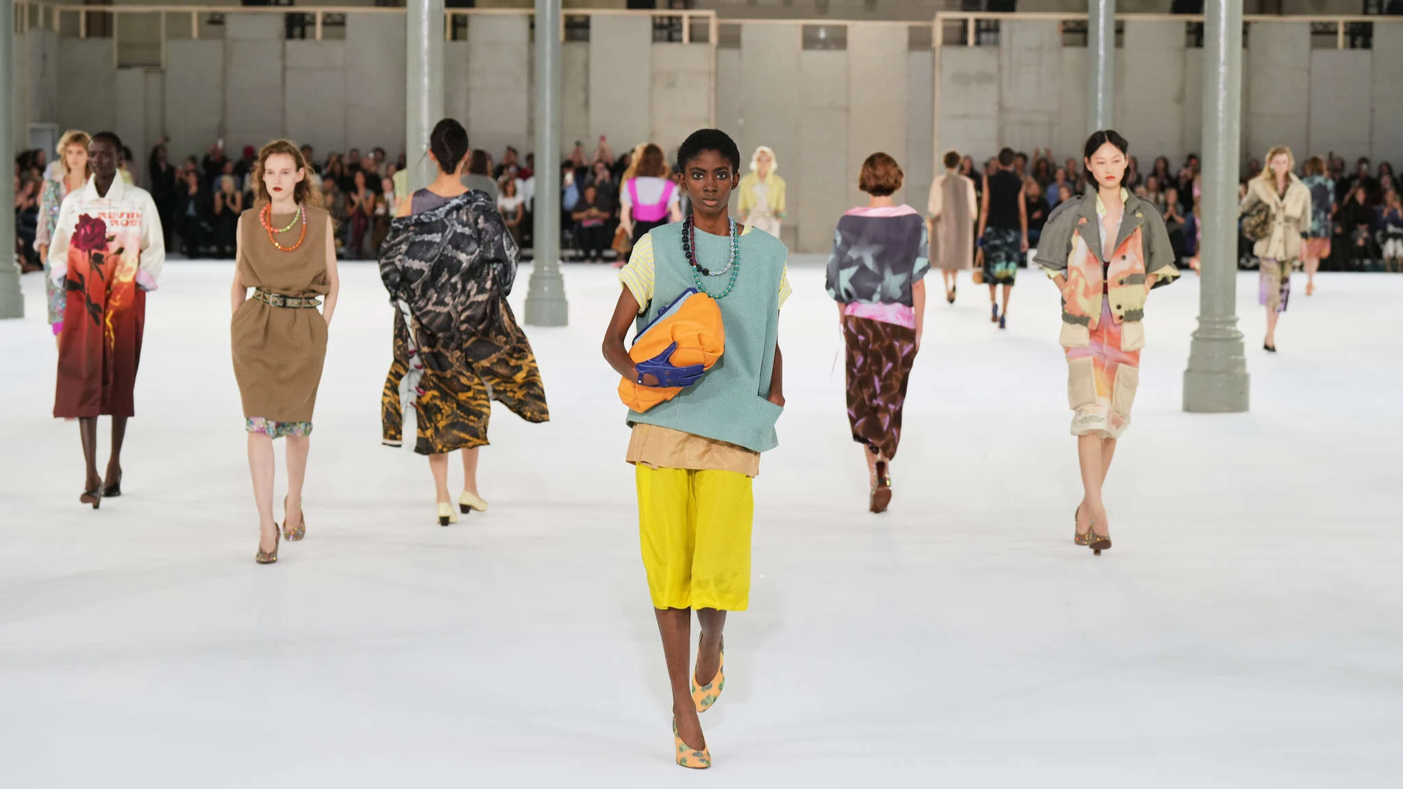 Courrèges en mode rétro, Dries Van Noten en Technicolor
